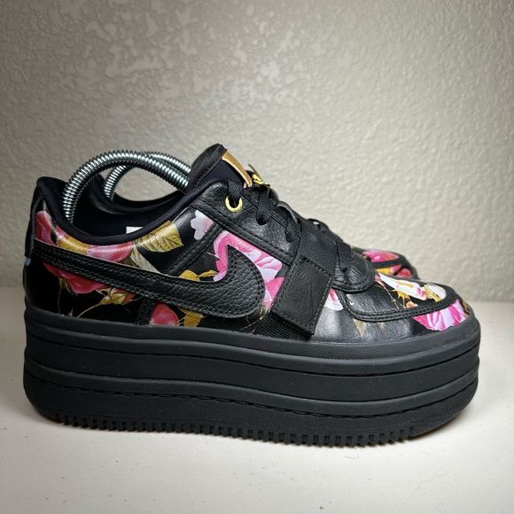 Nike Shoes - Nike Womens Vandal 2K Fashion Sneakers Shoes Black Pink Floral Platform Low 9.5